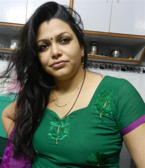 desi nude bhabi photo|Desi Nude Bhabhi